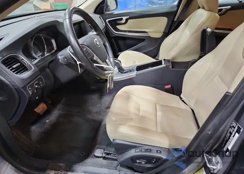 2018 Volvo S60 Inscription from USA, damaged, VIN LYV402TK3JB174076